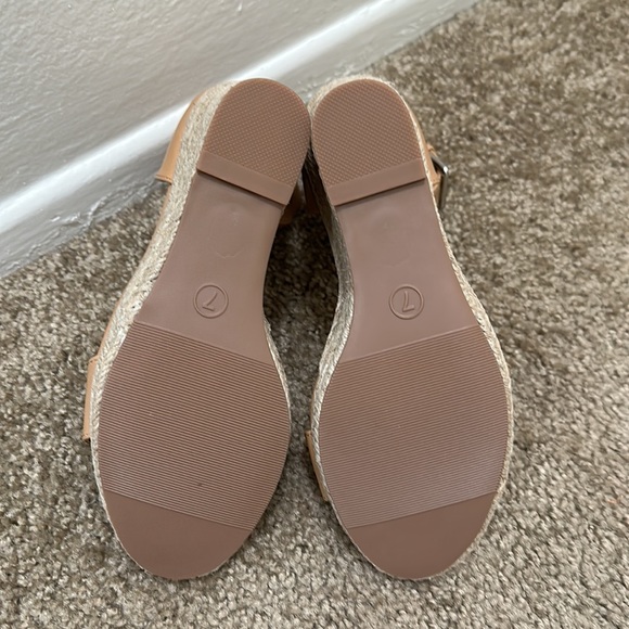 A New Day platforms - Picture 11 of 13